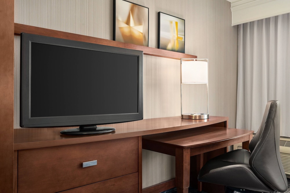 Courtyard by Marriott Philadelphia Montgomeryville 32/37