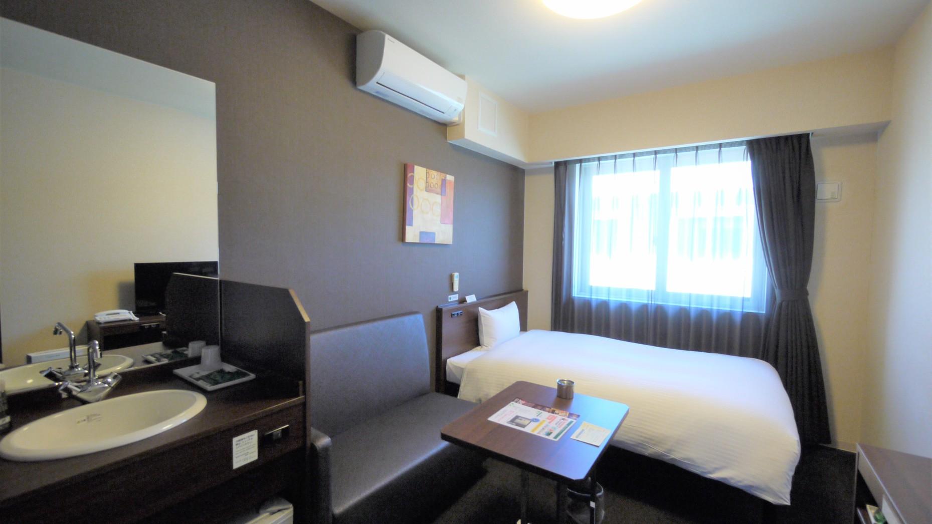 Room, Single, No Bathroom, Smoking