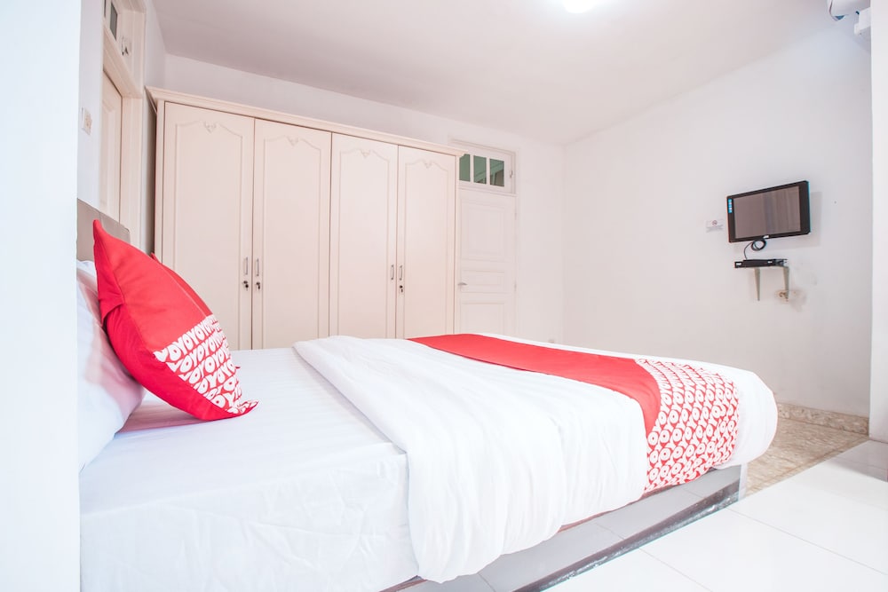 Oyo 332 Residence G17 25/50