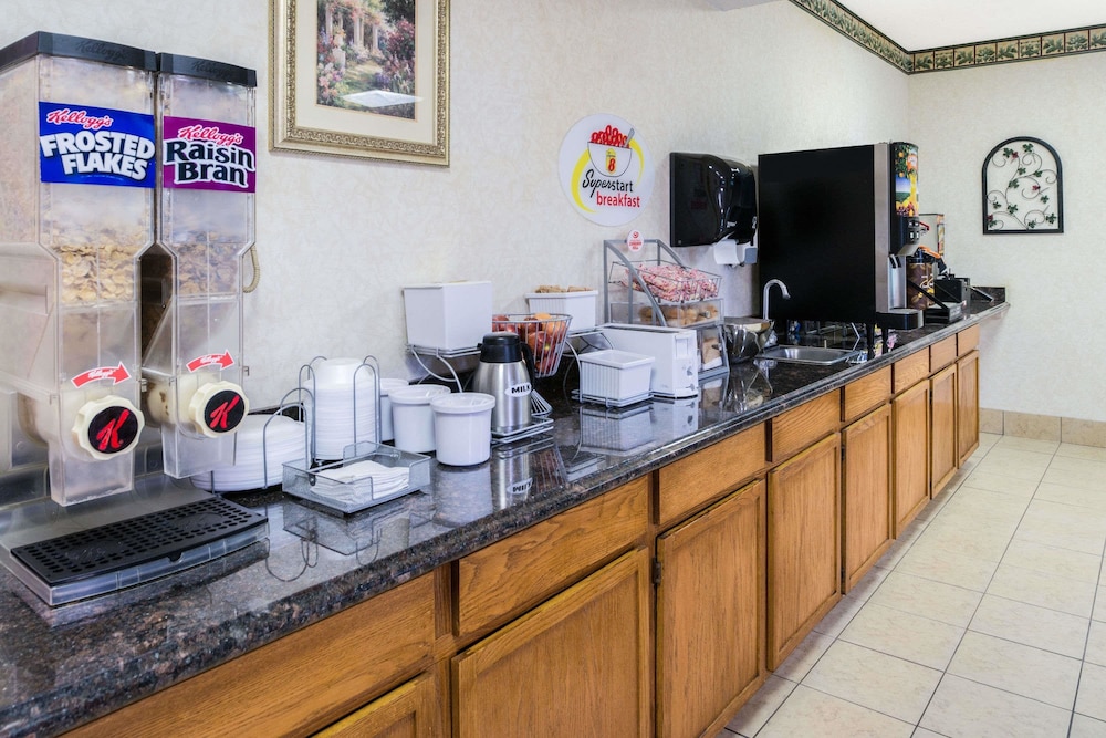 Red Lion Inn & Suites Gretna 21/30