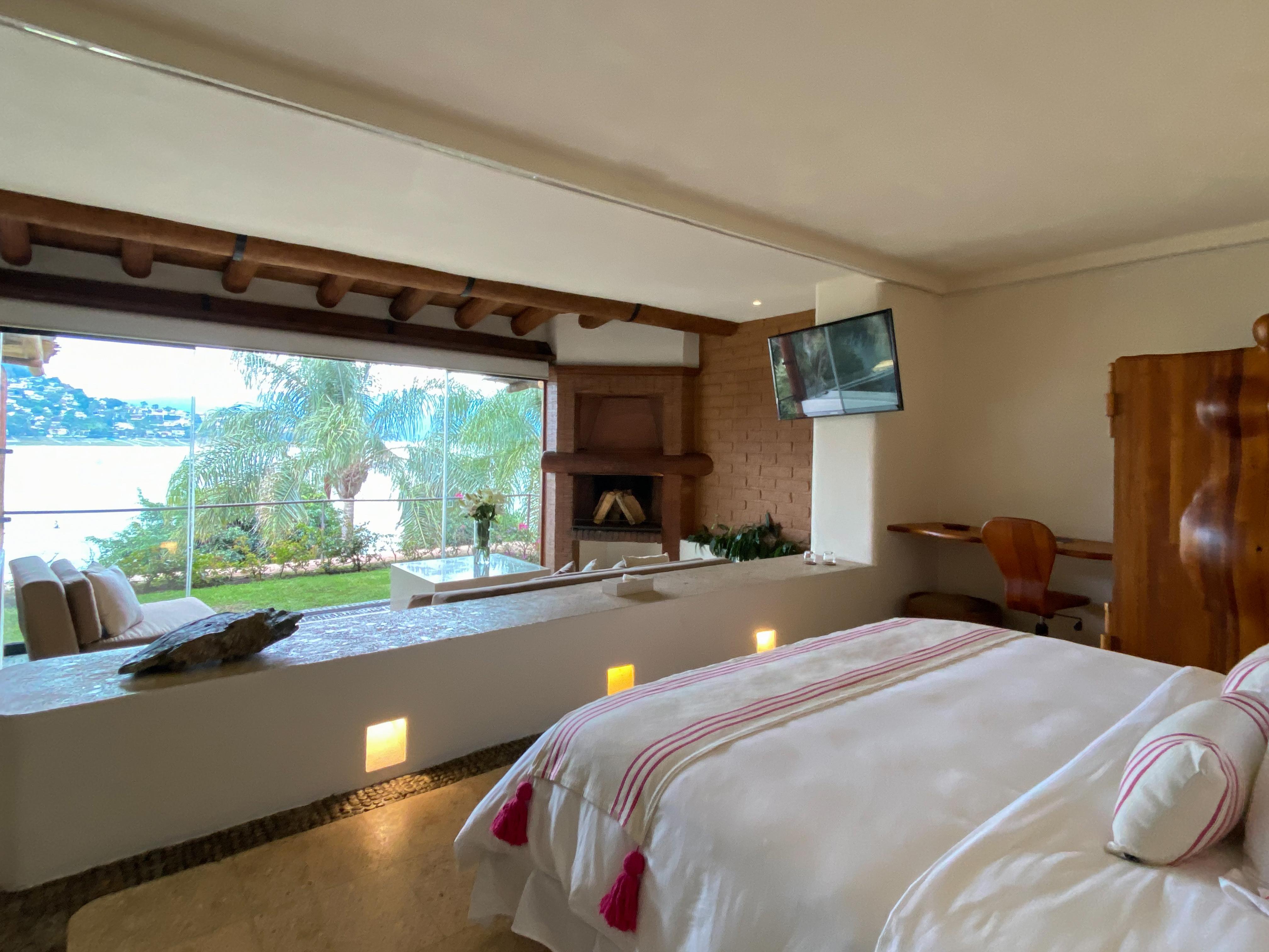 Luxury, Suite