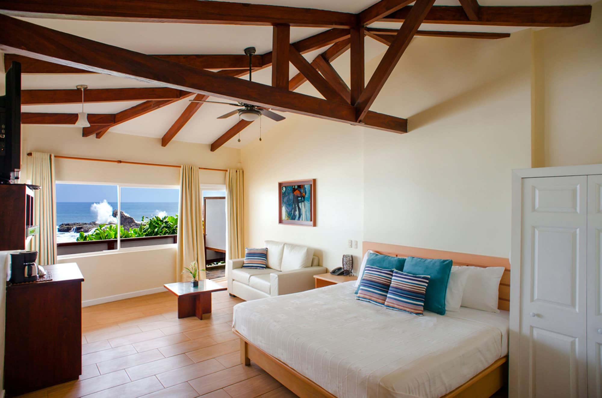 Room, King Bed, Sea View