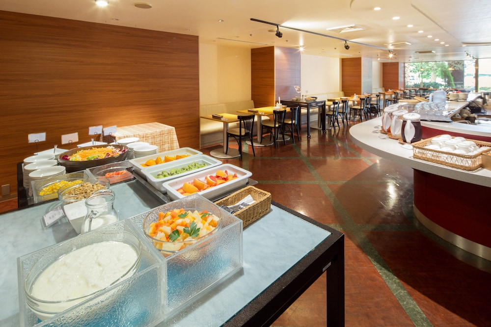 Travelodge Osaka Shinsaibashi 18/21