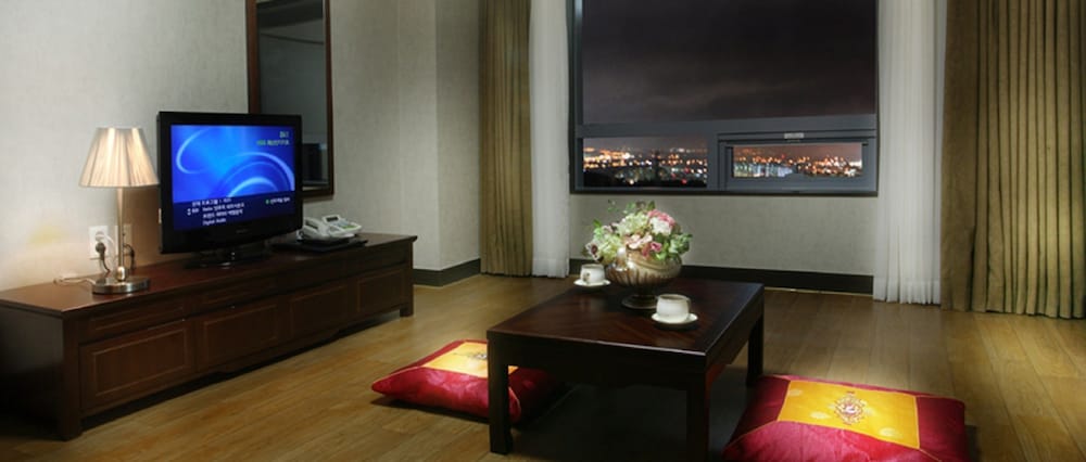 Hotel Inter Burgo Wonju 22/23