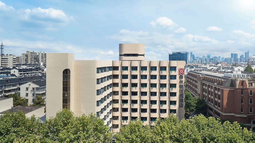 Hangzhou West Lake Hubin Yintai Atour Hotel 1/60