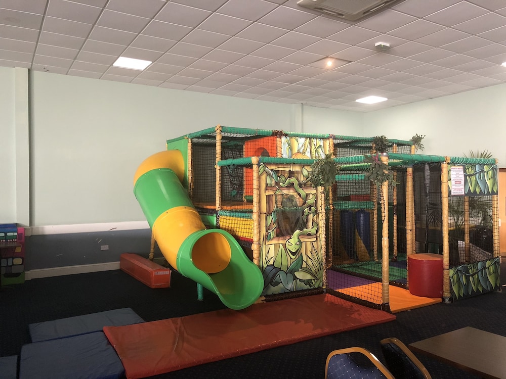 Ilfracombe Holiday Park 74/76