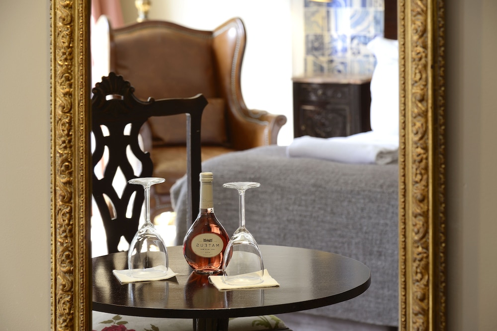 Dalma Old Town Suites 44/72
