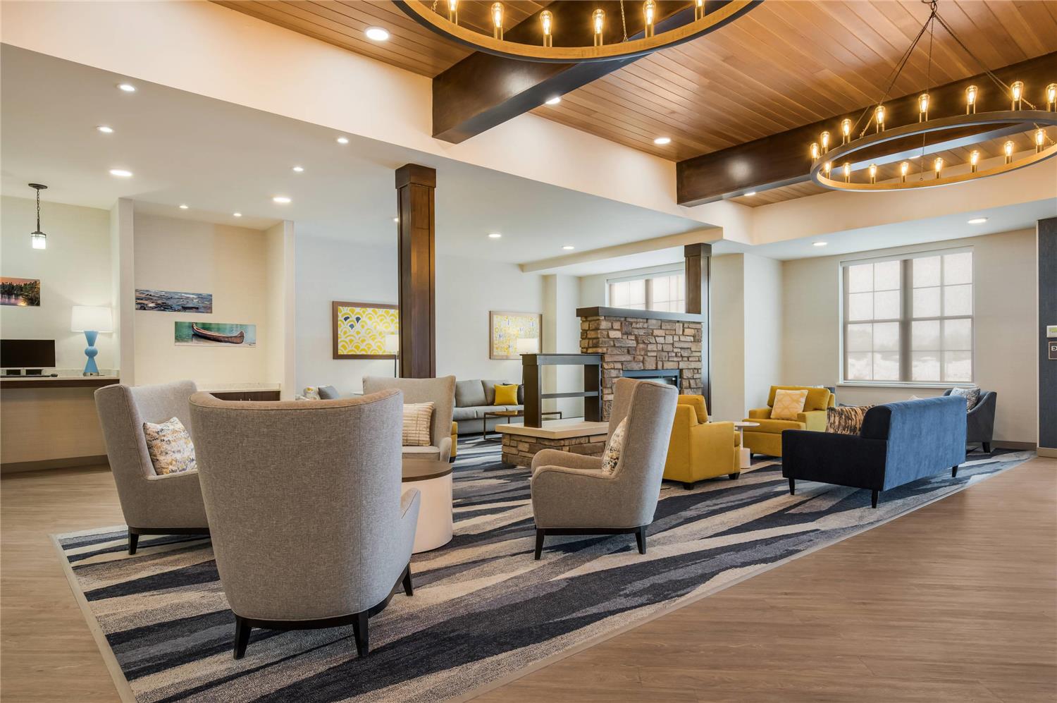 MainStay Suites Gaylord 38/46