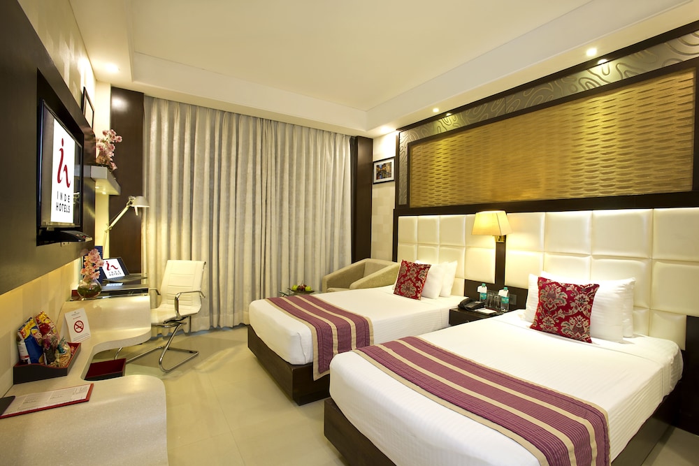 Room at Udman Chattarpur by Ferns N Petals, DELHI
