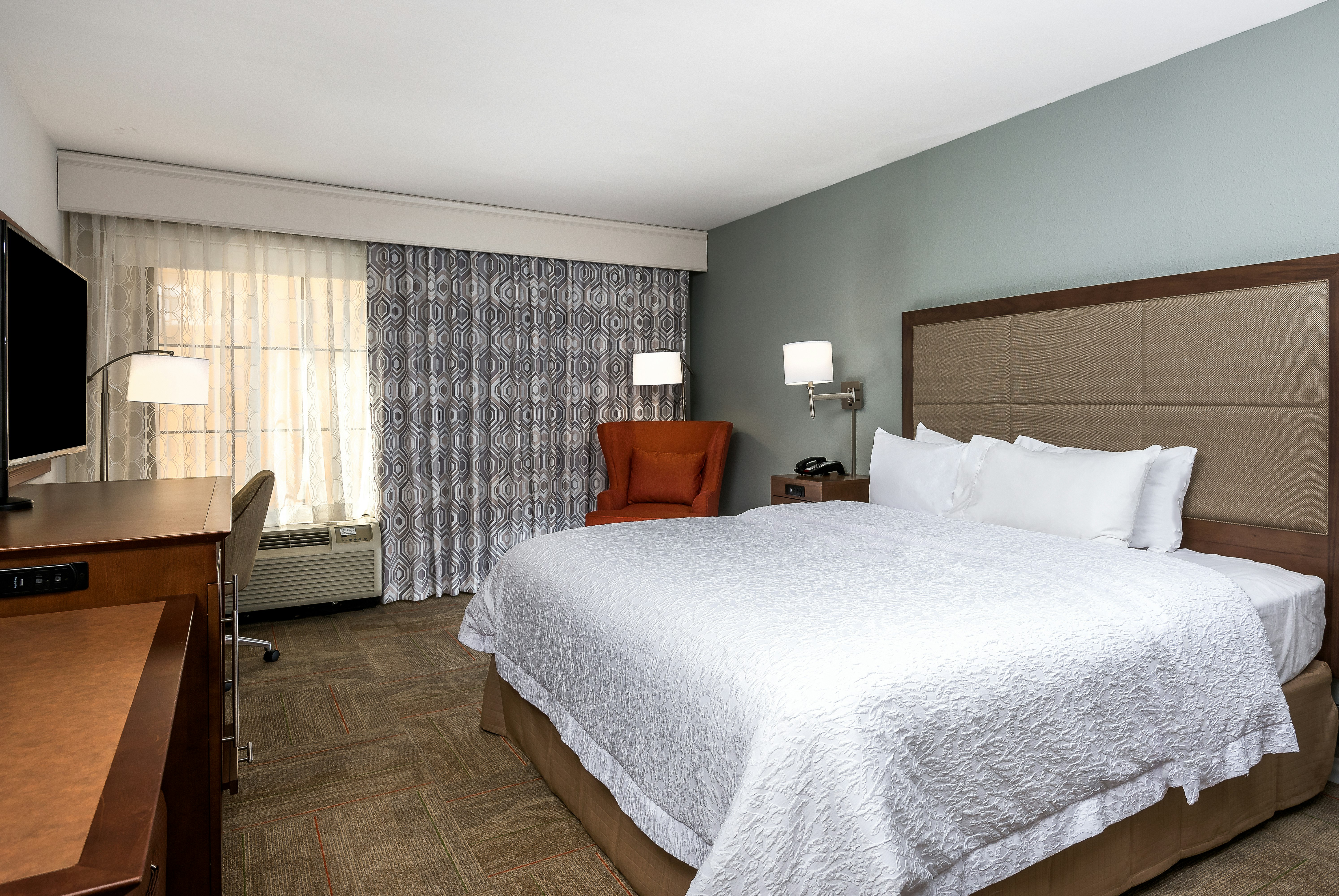 ROOM, KING BED, ACCESSIBLE