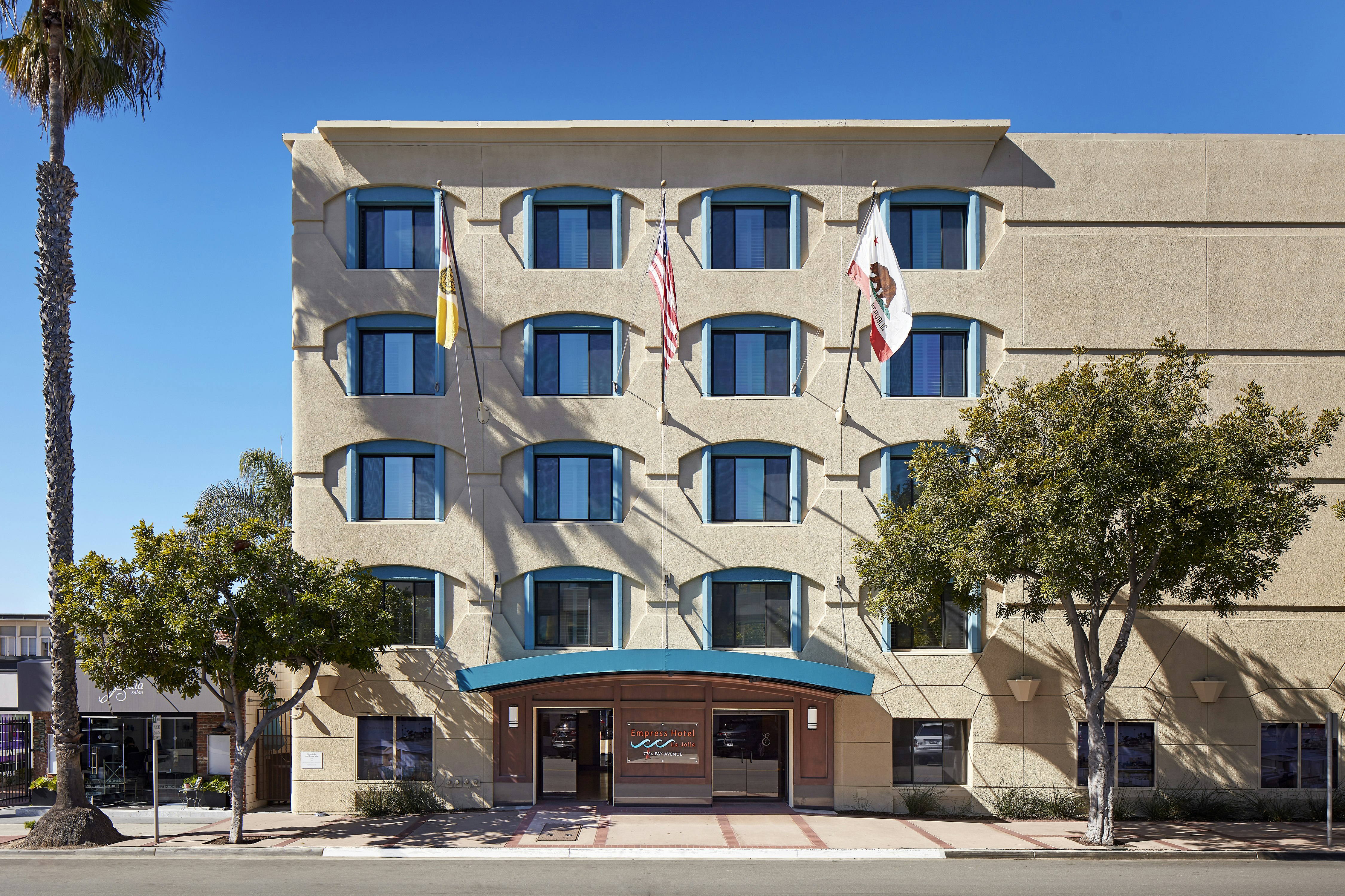 Empress Hotel of La Jolla 2/58