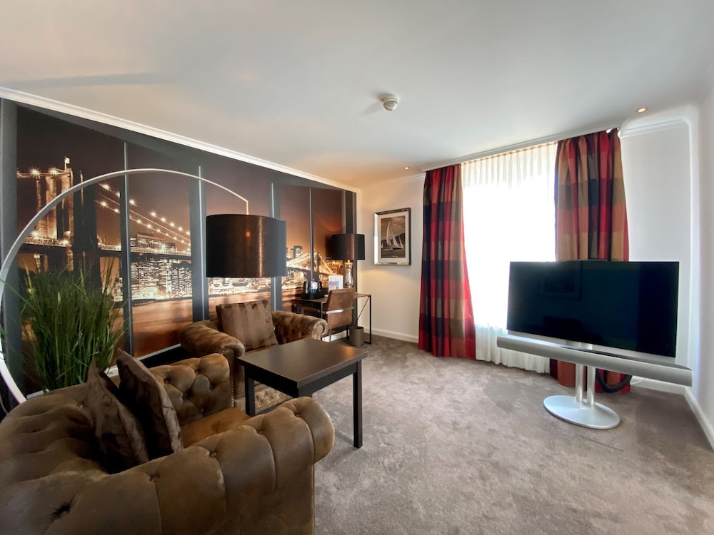Parkhotel Bielefeld 27/43