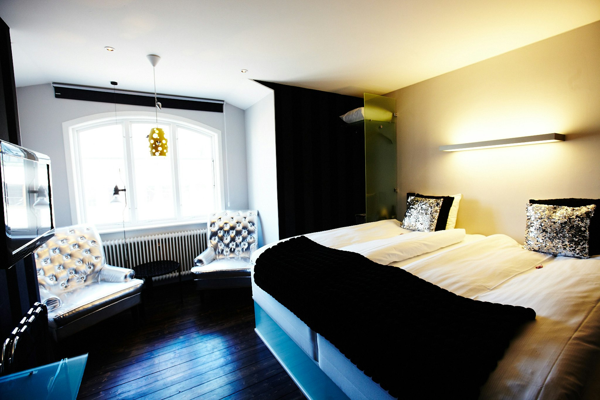 Huskvarna Stadshotell AB 1/9
