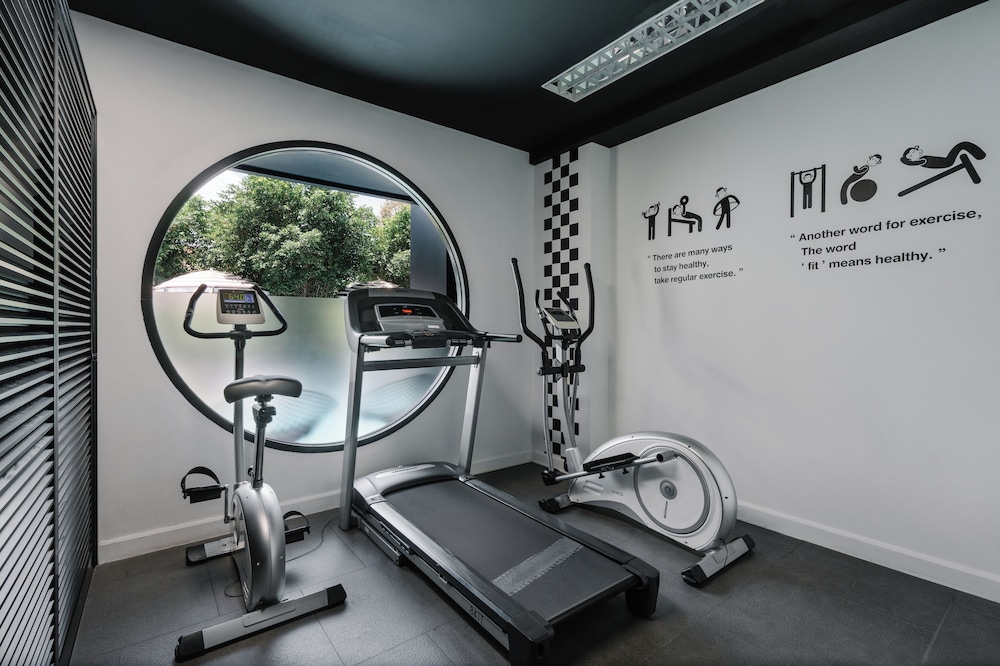 Blu Monkey Hub And Hotel Phuket 24/50