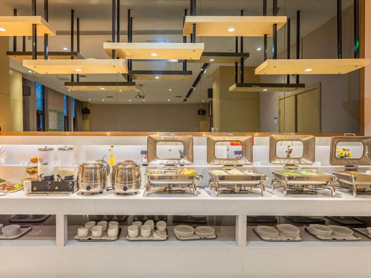 Lavande Hotels Langfang Municipal government 44/49