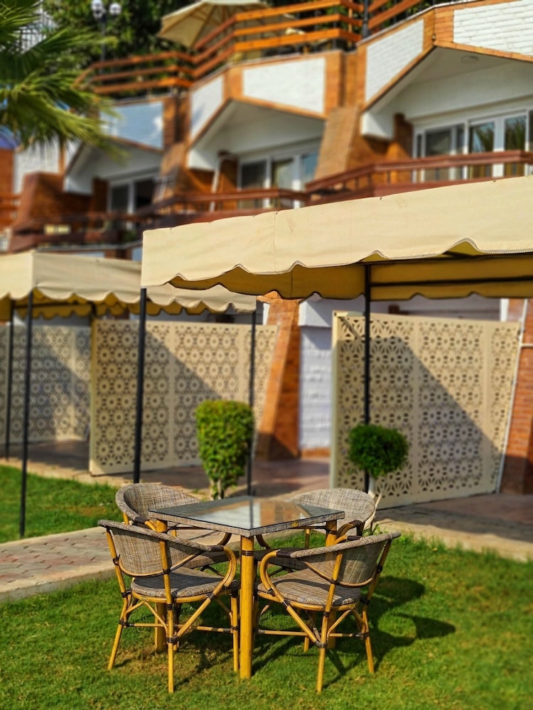 Jewel Maadi Cabins and Club 48/50