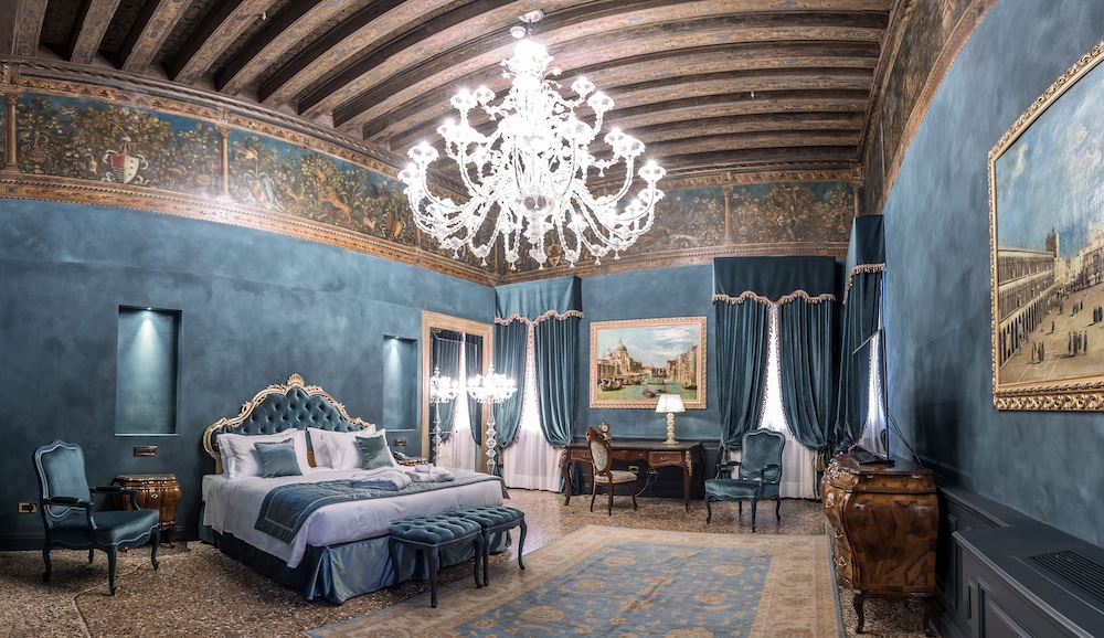 Nani Mocenigo Palace 52/76
