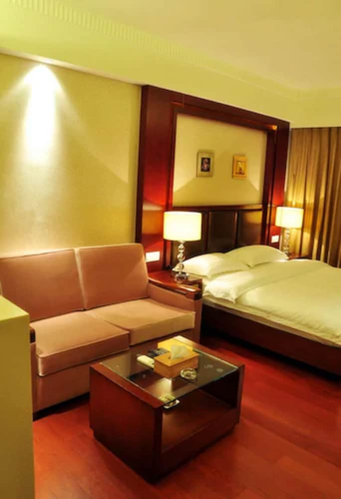 Shanghai ZiYuan Service Apartment 20/61