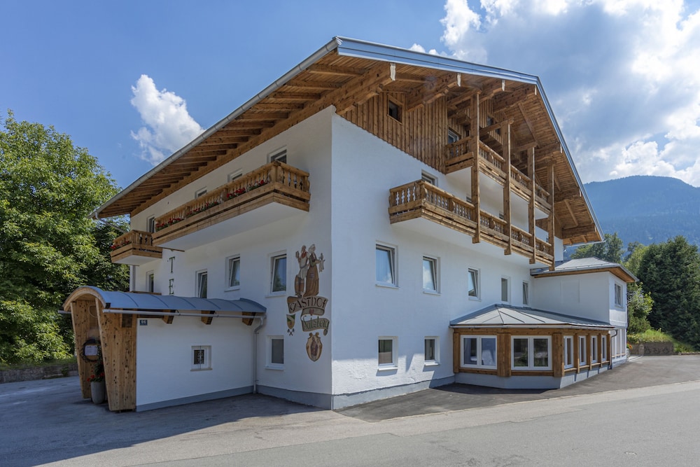 Salzberg 3/21