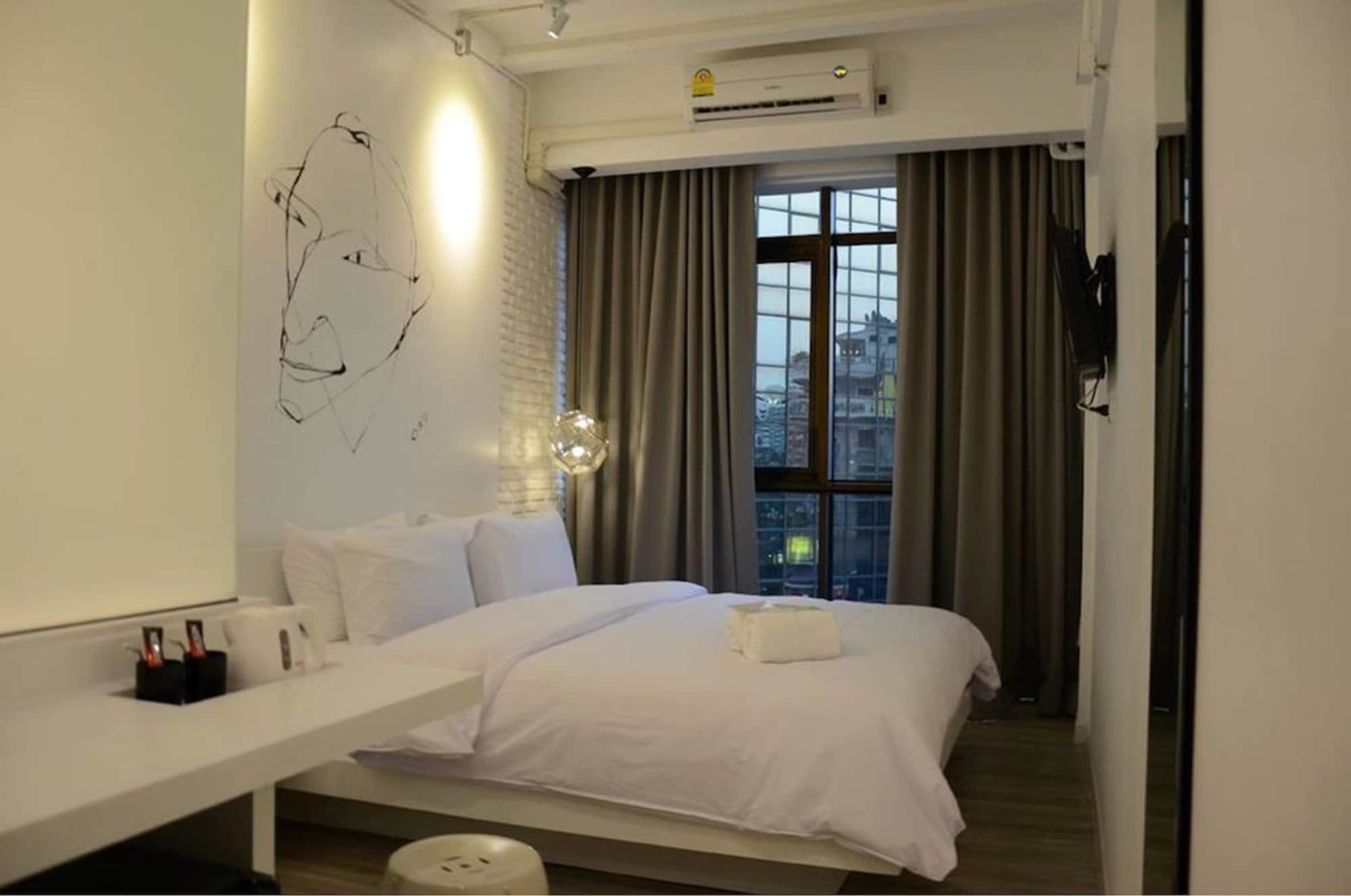 SUPERIOR, DOUBLE BED