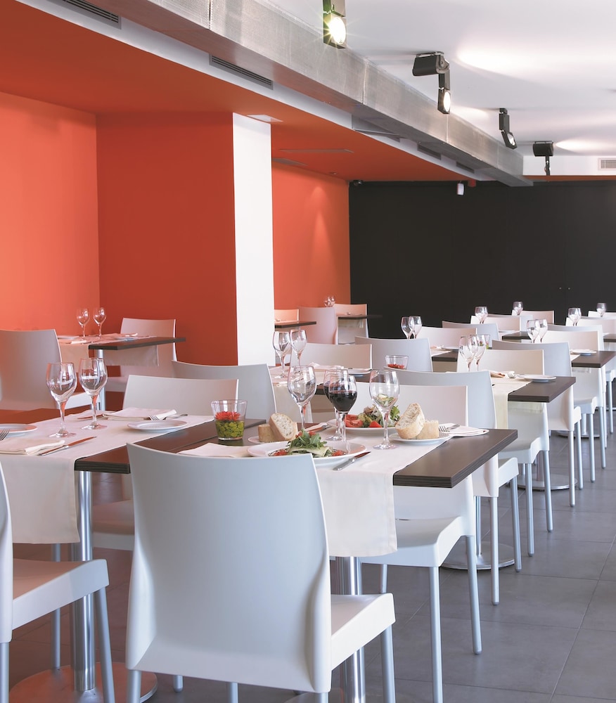 restaurant-cafeteria