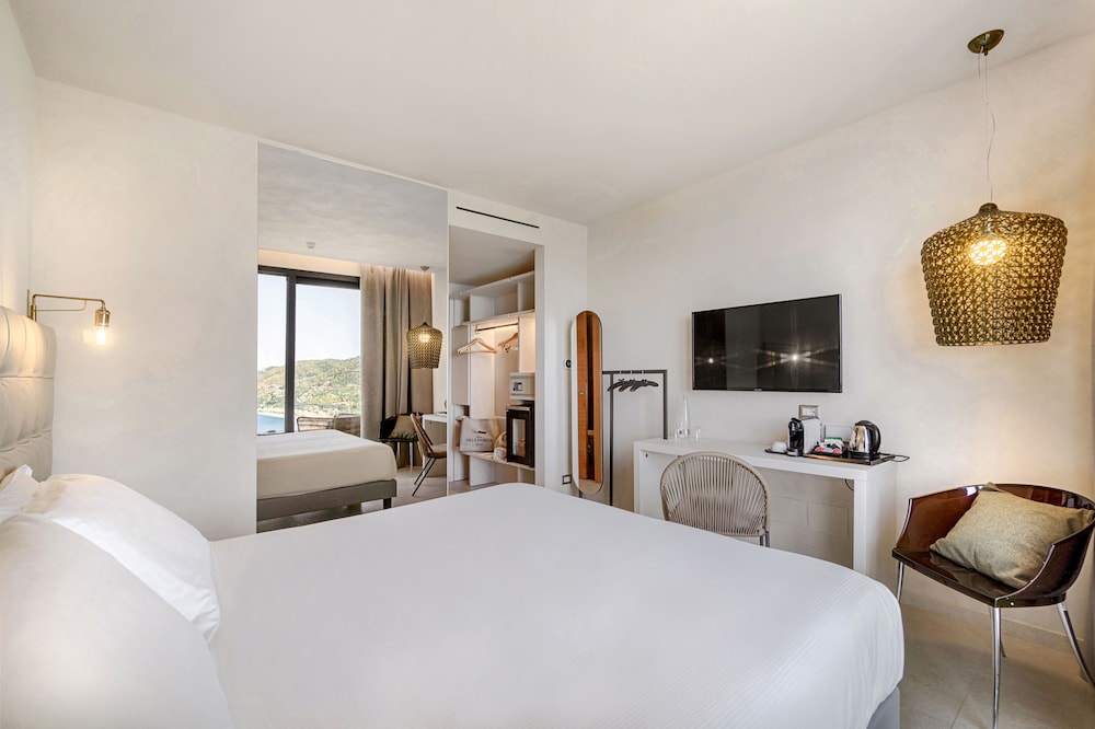 Hotel Villa Fiorita 16/66