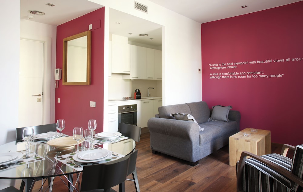 MH Apartments Suites 12/27
