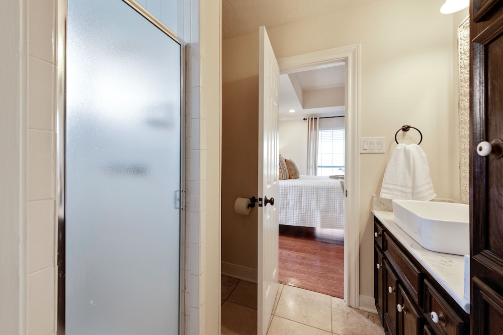 The Plantation House Boutique Inn 49/50