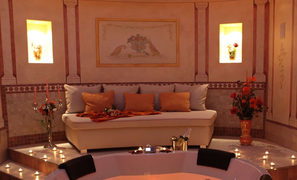 The Lakeside Burghotel zu Strausberg 24/50
