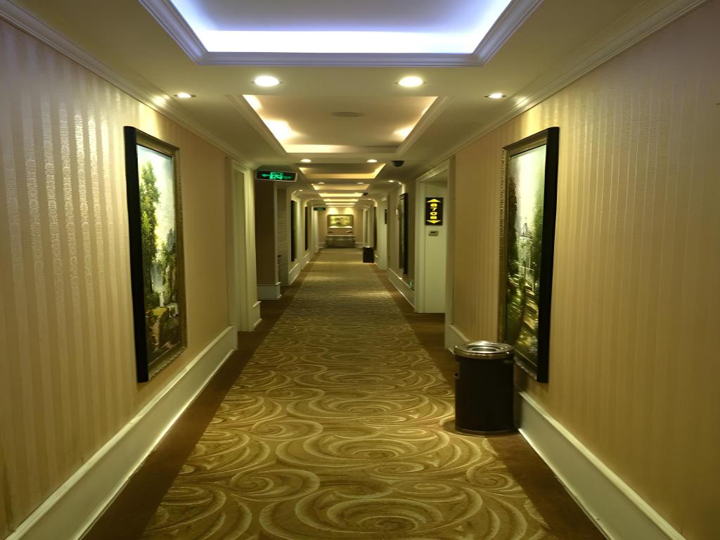 Wanzi Hotel 26/29