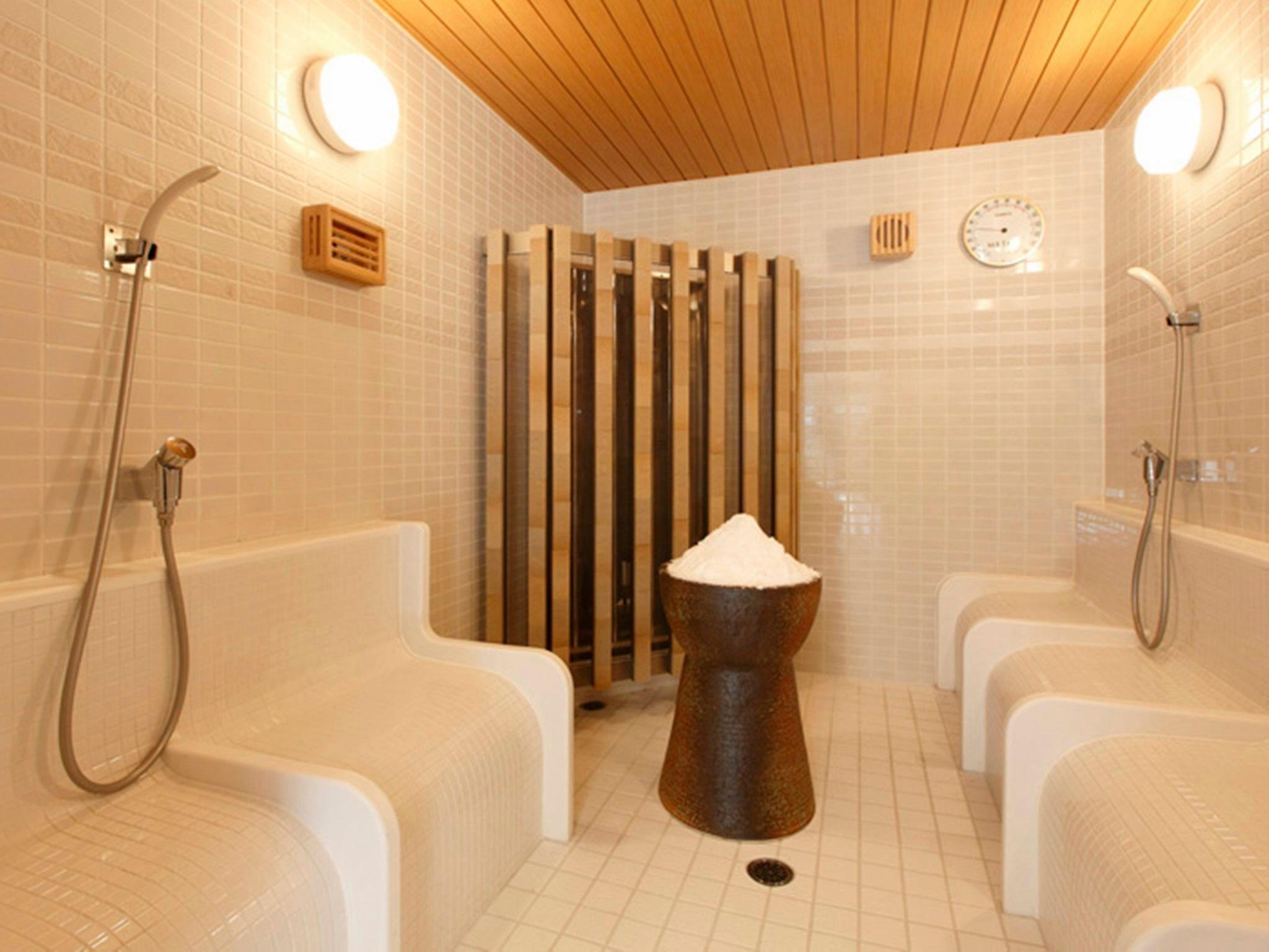 KOBE HARBORLAND ONSEN MANYO-CLUB 30/30