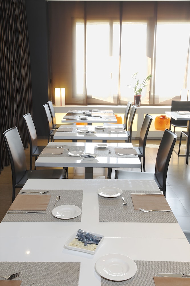 Ac Hotel Padova By Marriott 44/50