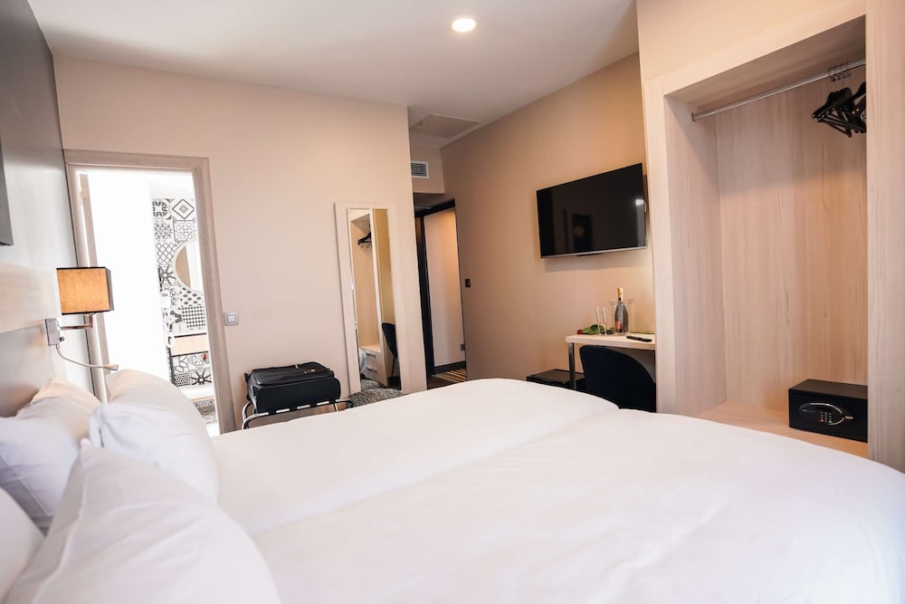Hotel Univers 14/50