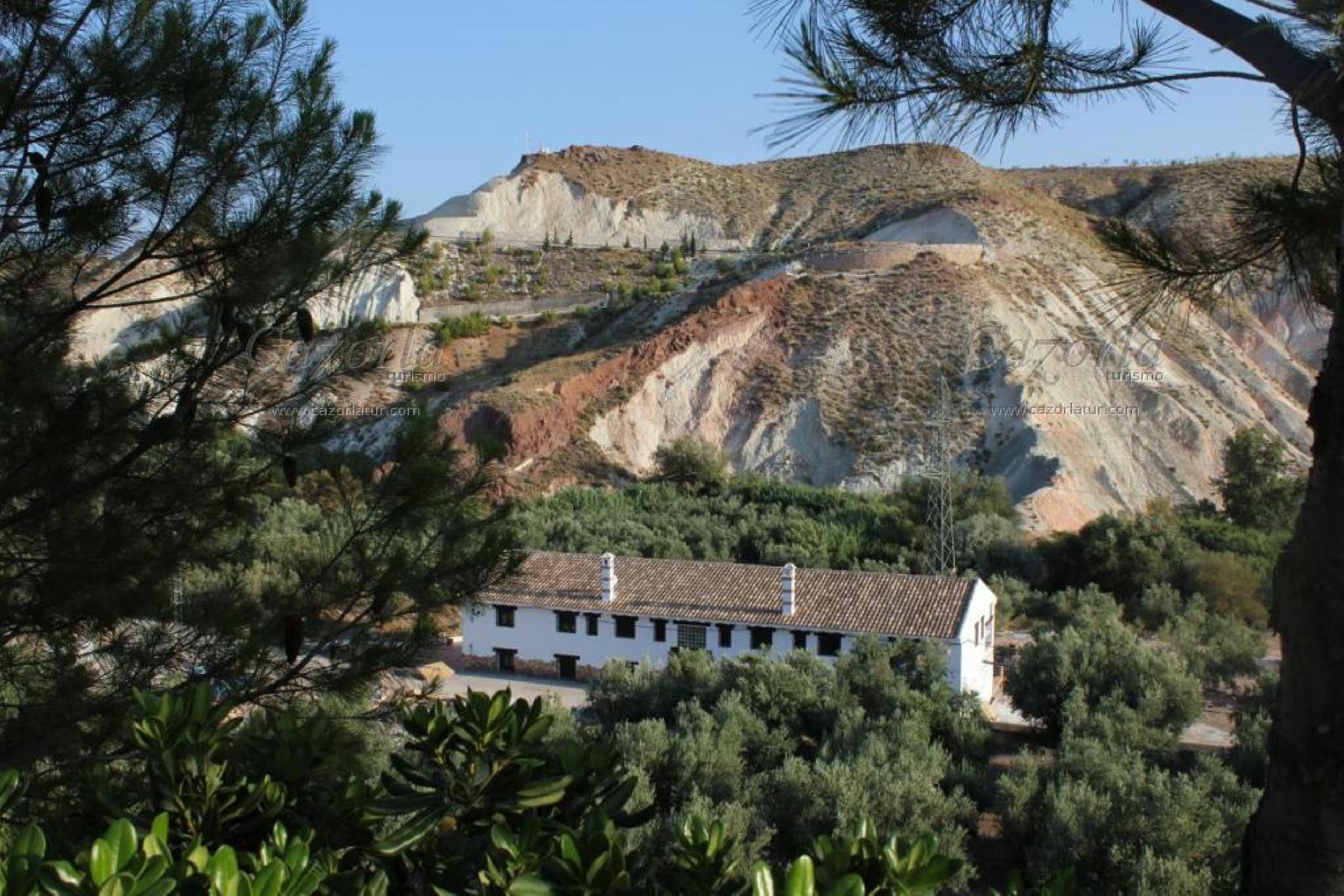 HOTEL RURAL VALLE DEL TURRILLA 38/43