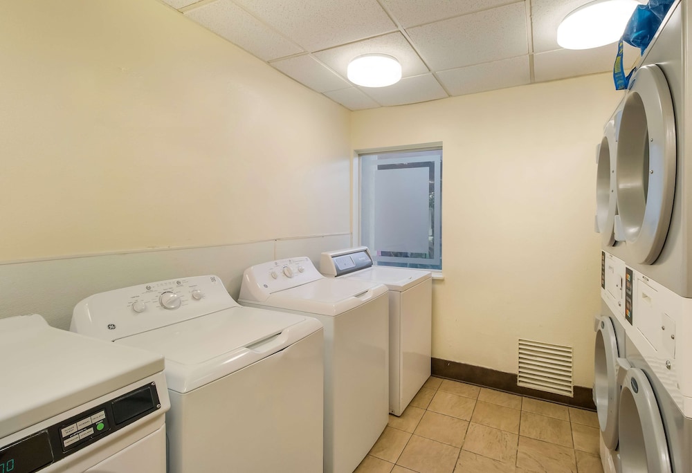 Sonesta ES Suites Torrance Redondo Beach 17/56