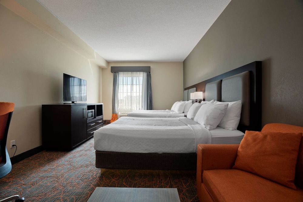 Best Western Plus Executive Inn 23/47