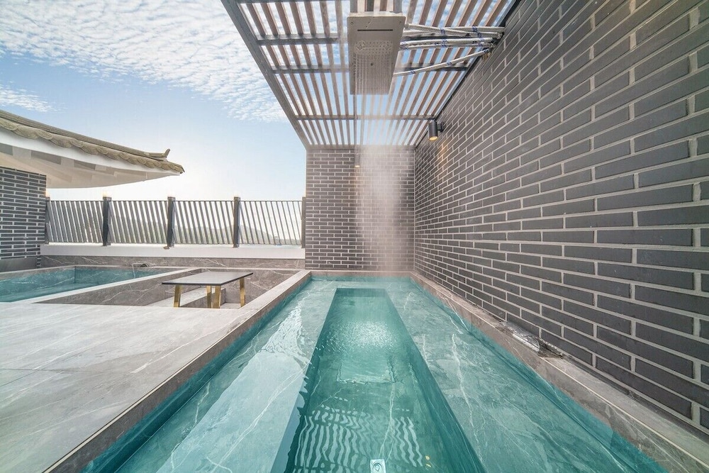 Yeon Hwa Moon Hotel 28/49