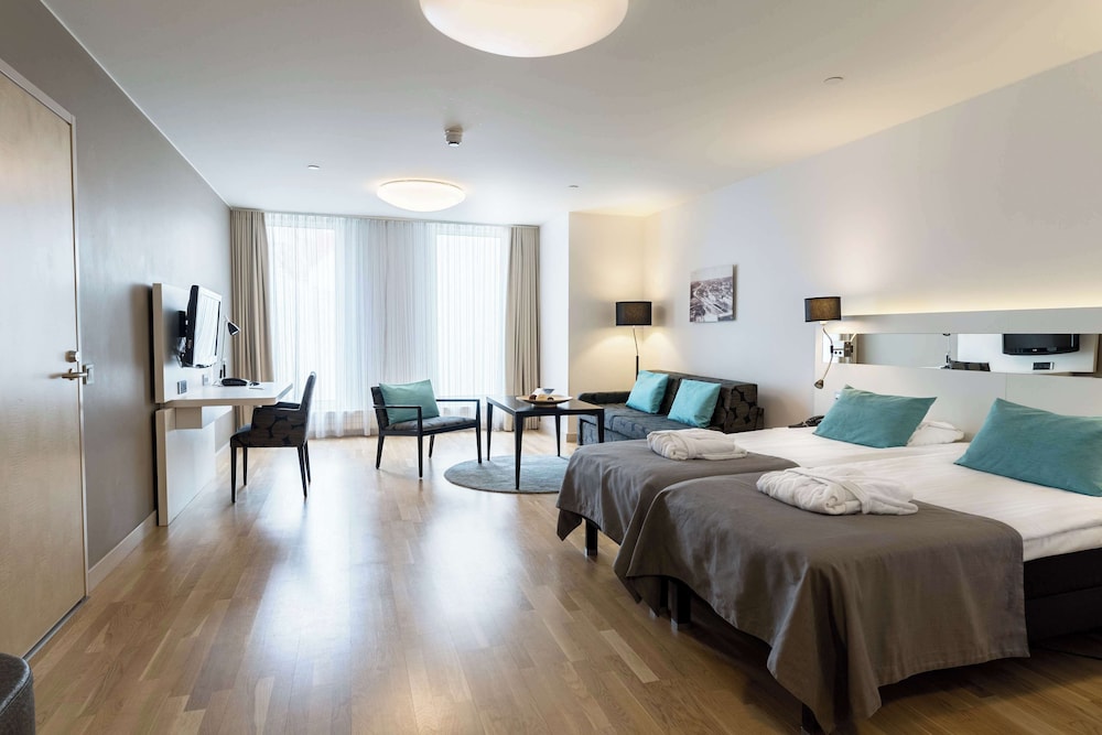 Superior, Family, King Bed, Sofa