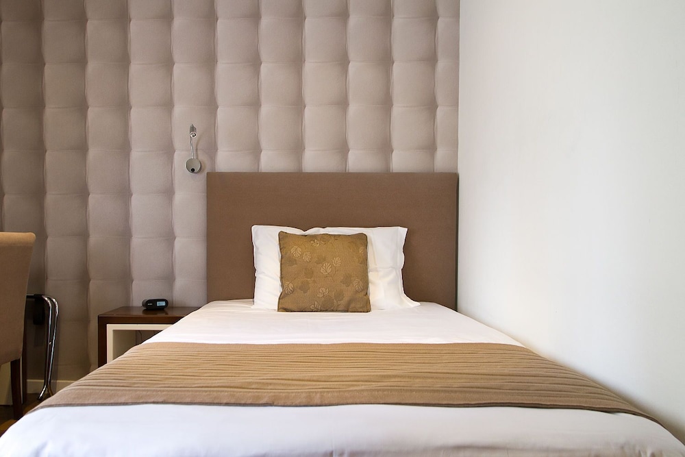Hotel Alpha 13/47