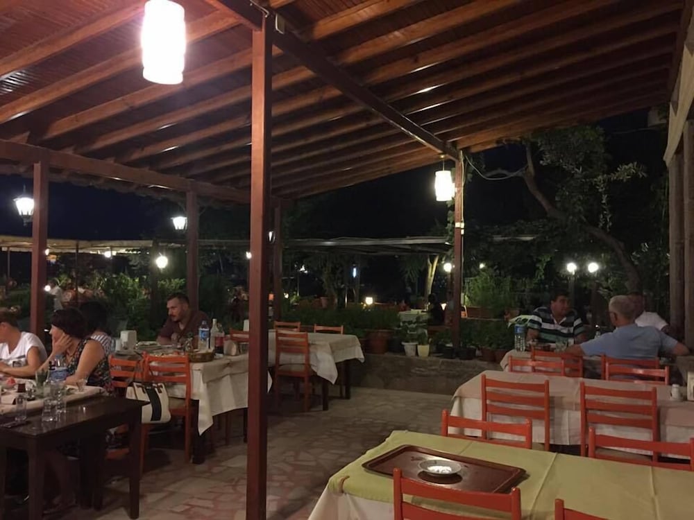 Assos Büyük Yildizsaray Otel 20/50