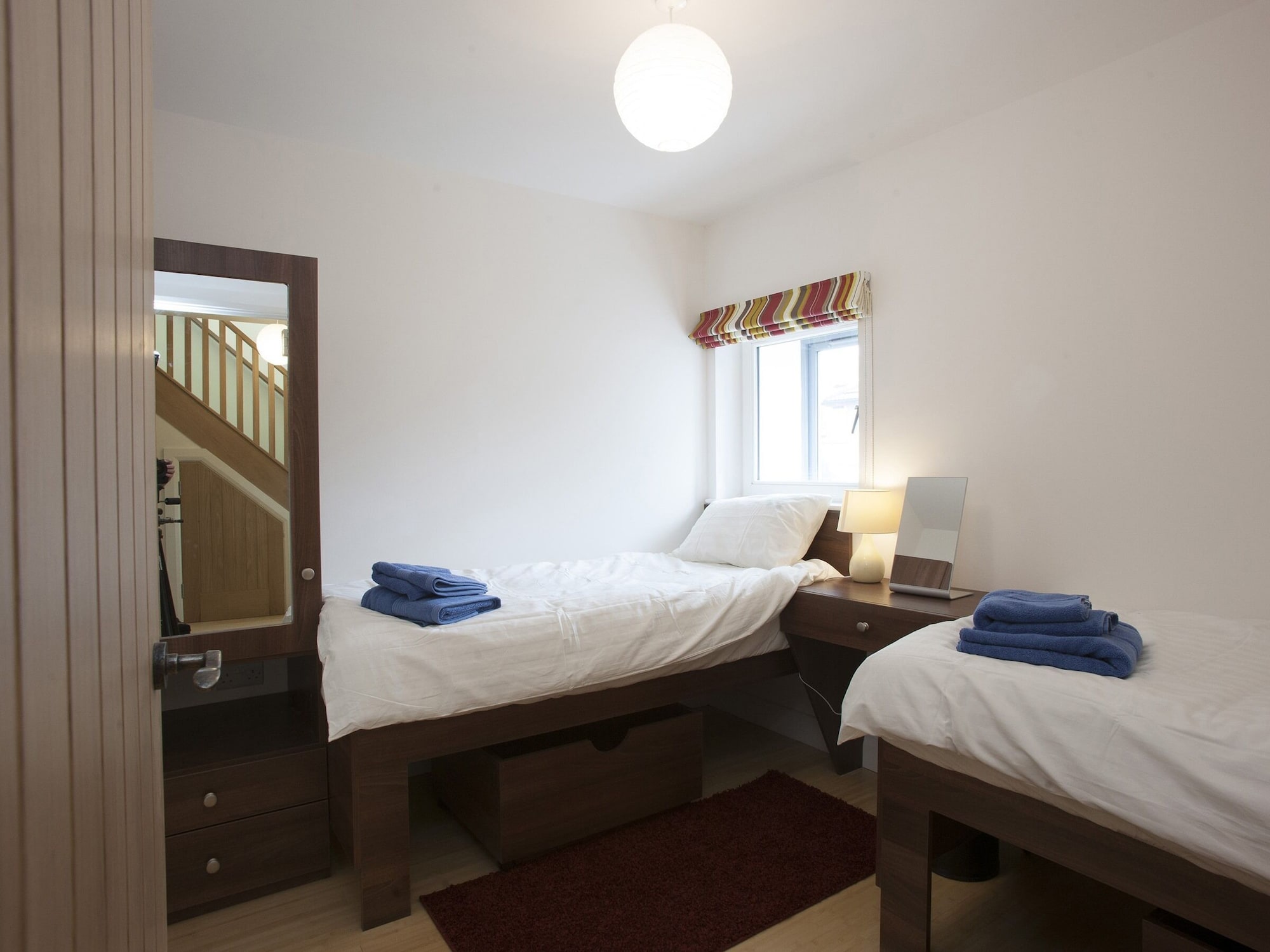 Town House, Apartment, 1 Double and 4 Single Beds، The Pyjama Factory 3/7
