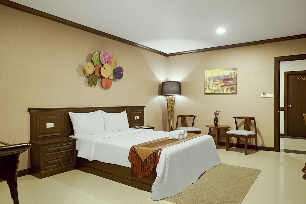 ROMENA GRAND HOTEL 13/40