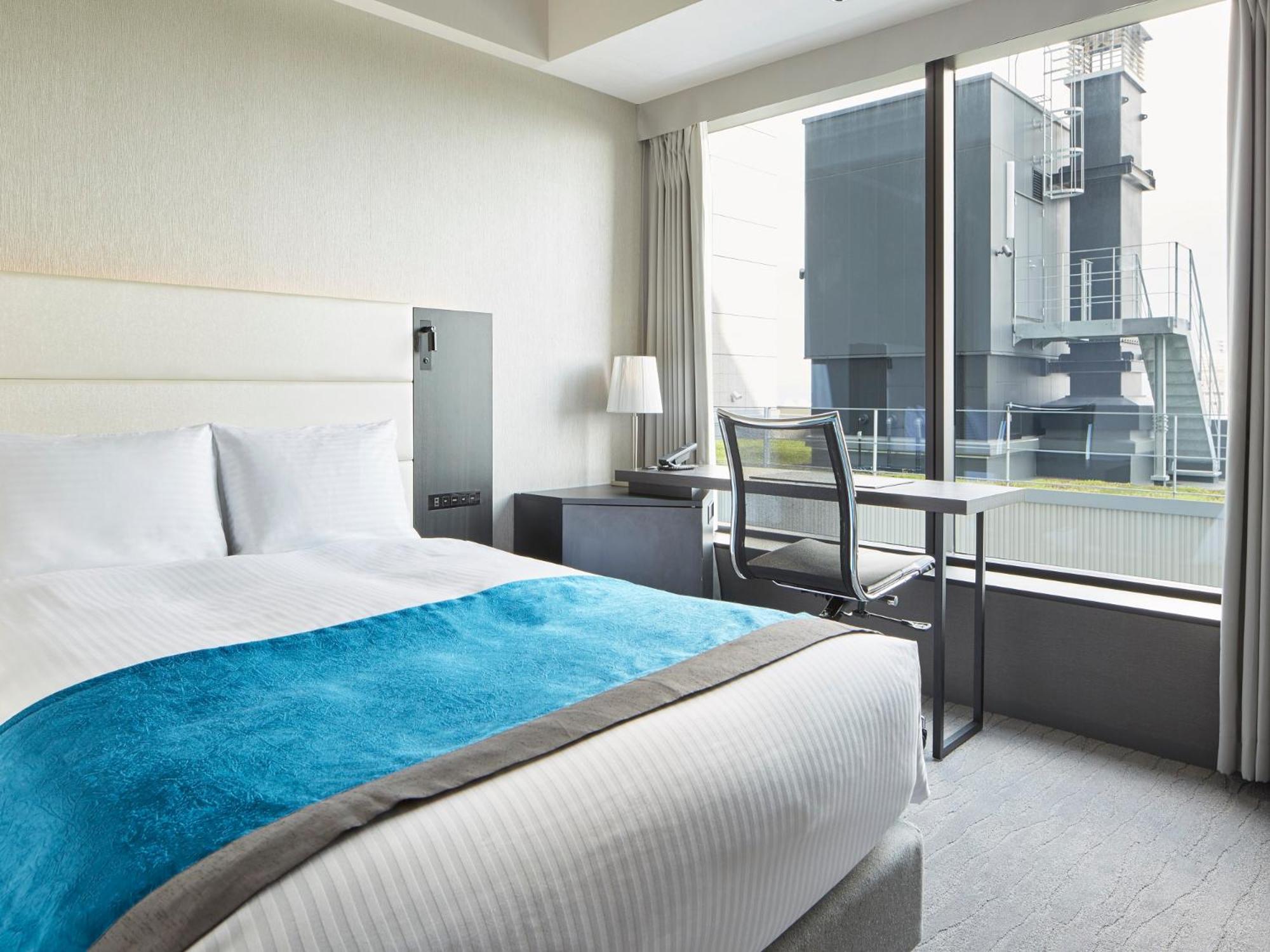 Moderate, Double Bed, Partial View