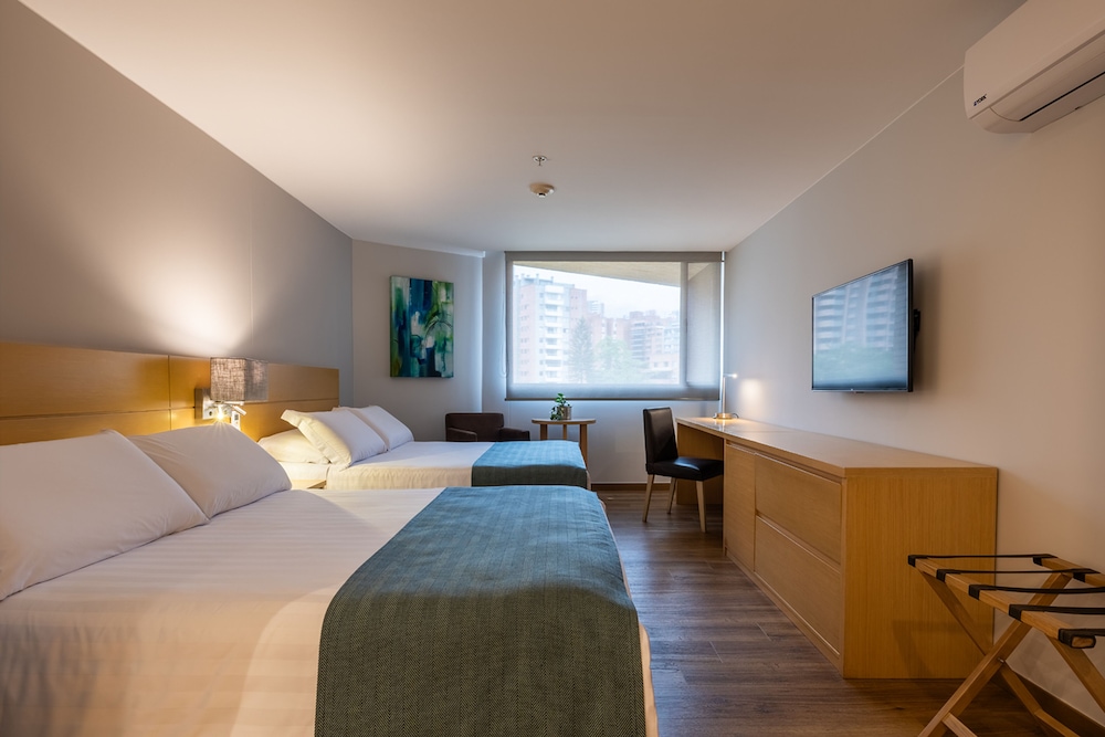 SUPERIOR, TWIN BEDS