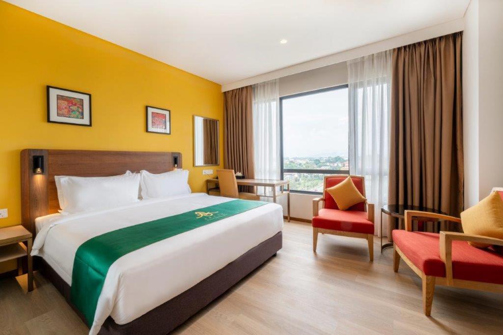 Arena Premier Hotel 10/31