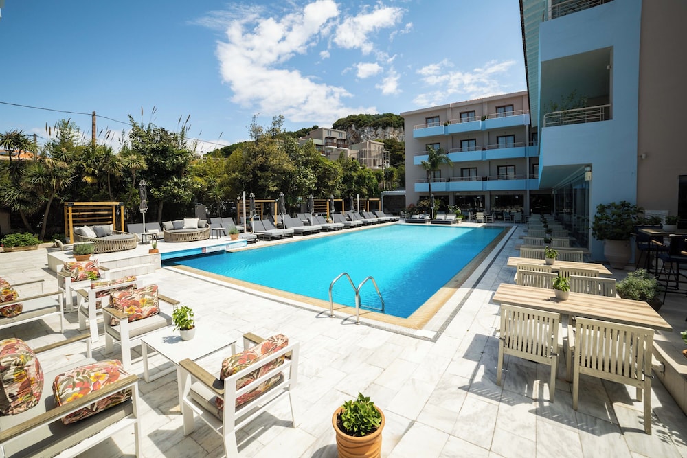 La Piscine Art Hotel, Philian Hotels and Resorts - Adults Only 65/70