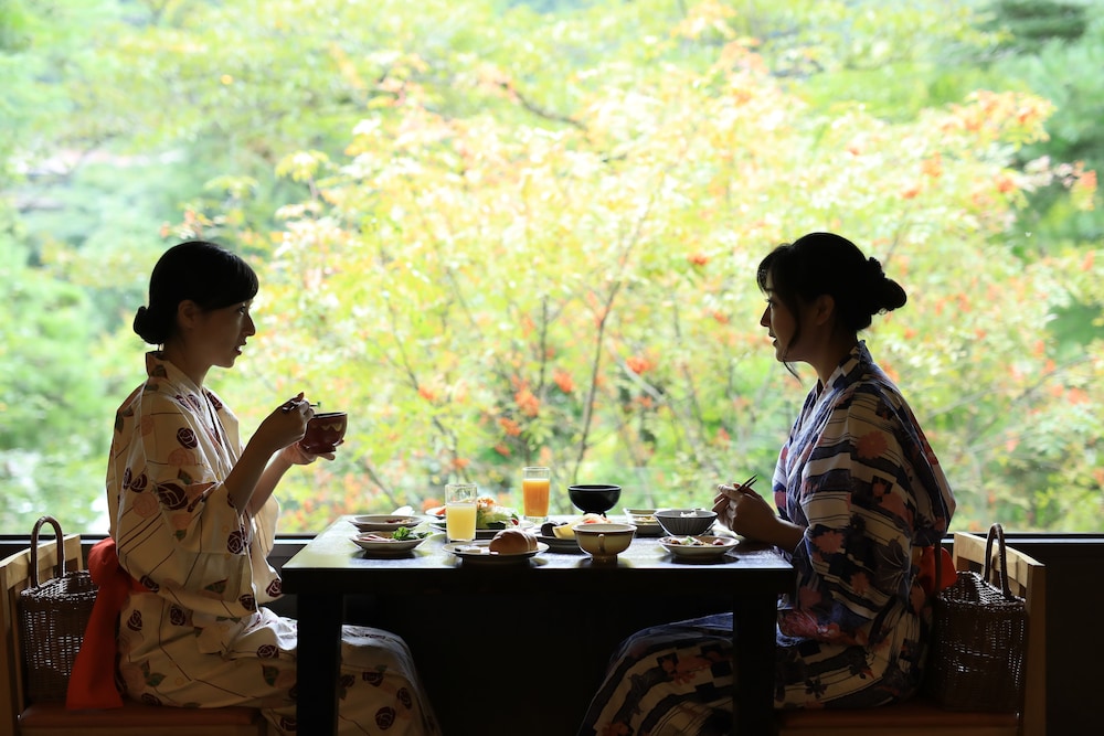 HANAMAKI ONSEN HOTEL KOYOKAN 42/45