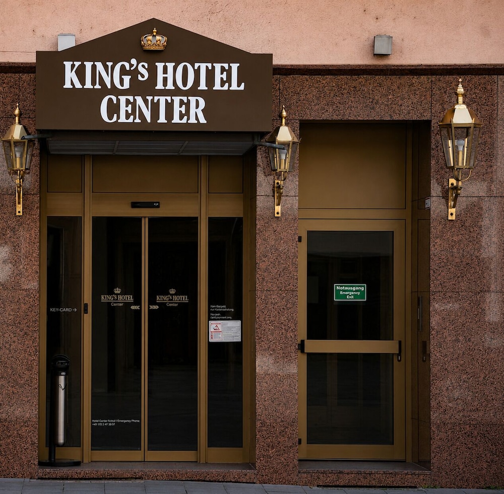 Kings Hotel Center 3/66