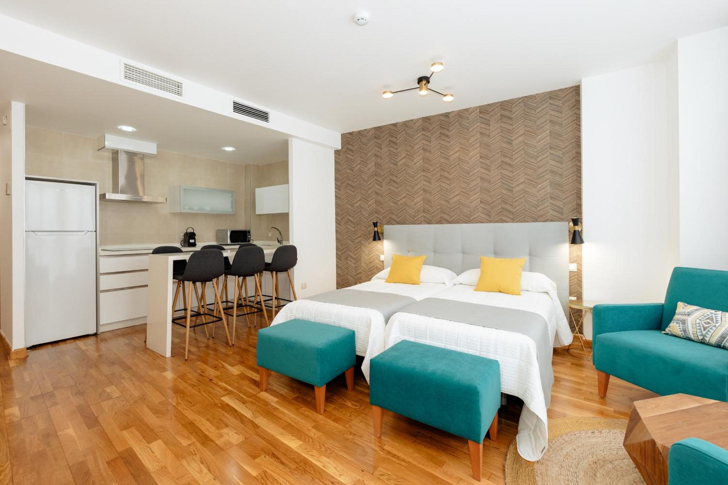 Duplex, Apartment
