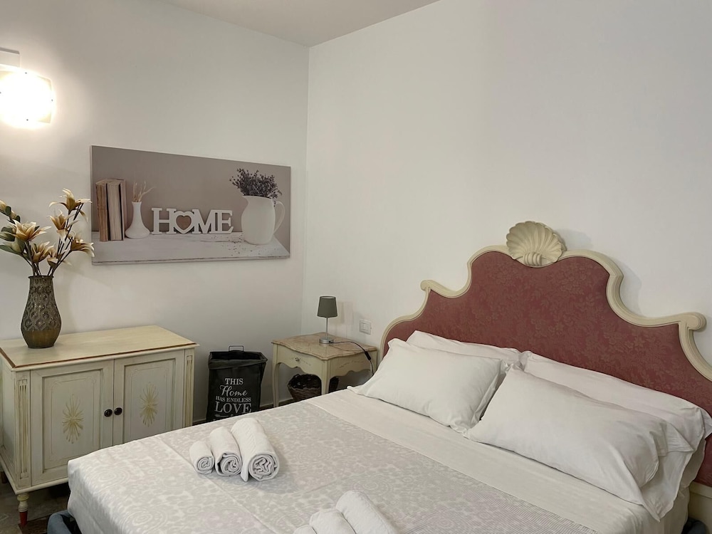 GRAND, APARTMENT